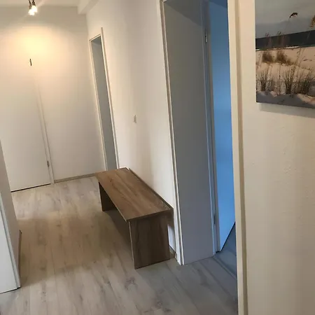 Die Gueterstrasse 55 *